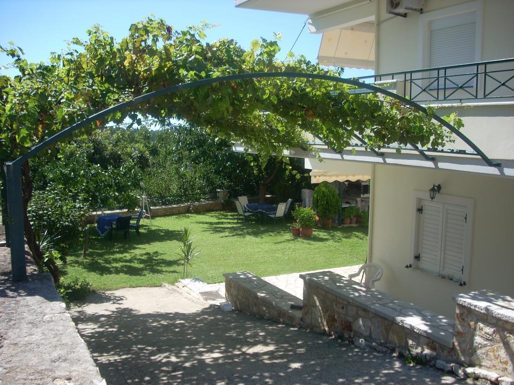 Villa Vera Sívota エクステリア 写真